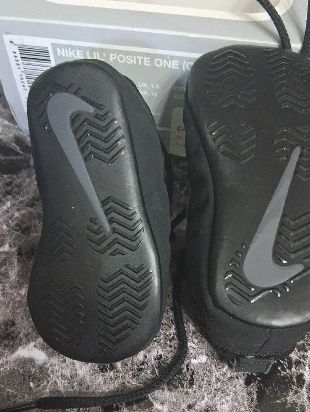 Nike Toddler Black Little Posite Low-Top Sneakers Size 2C(wore Once)